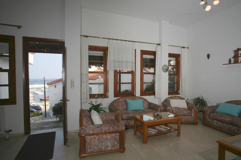 Lemos Hotel Kokkari Exterior photo